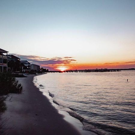 Beachside Bungalow Navarre Esterno foto